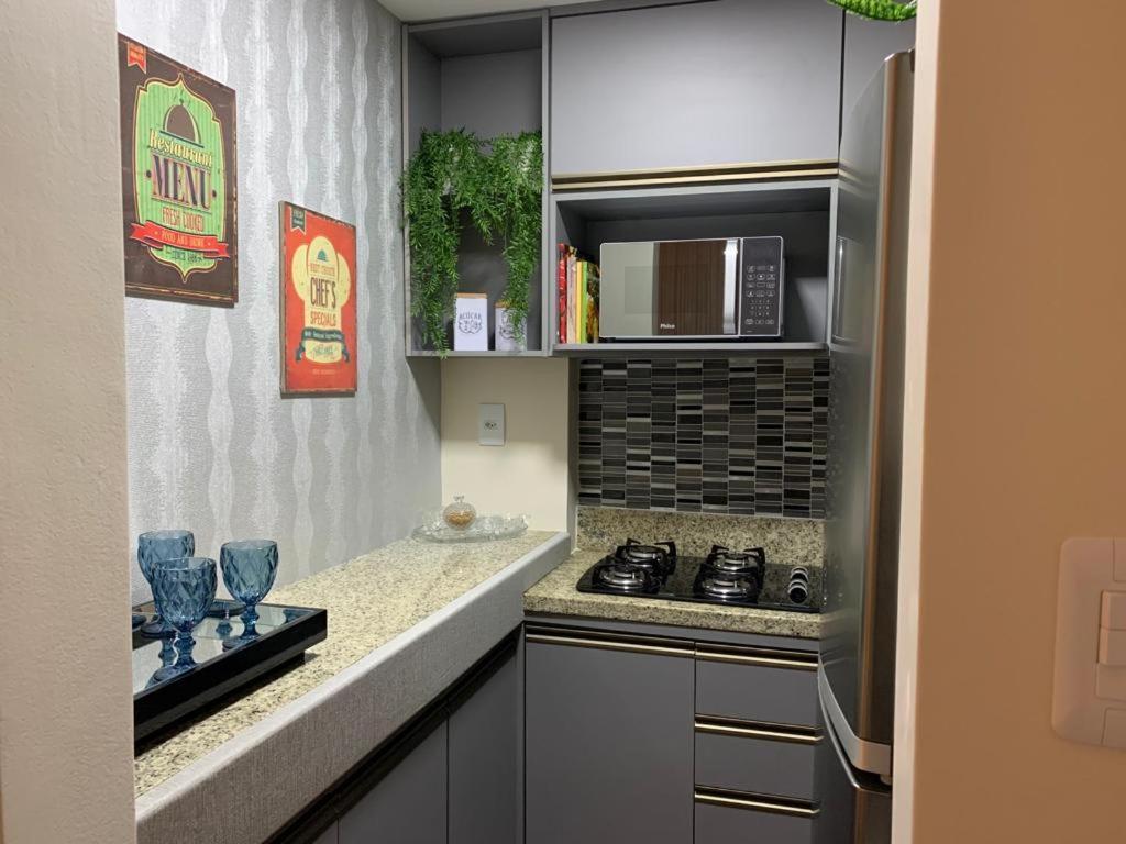 Maravilhoso Apartamento 2 Quartos Com Ofuro Porto Da Barra Salvador Summer Barra Flat Bagian luar foto